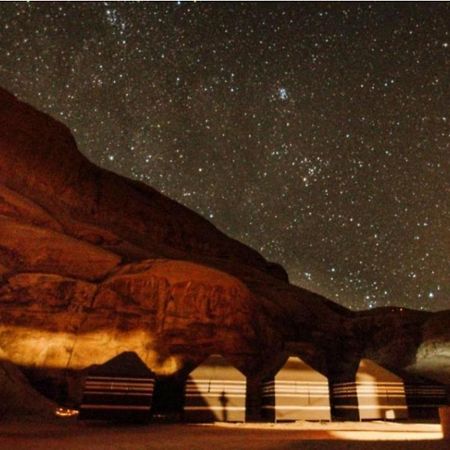 Wadi Rum Local Guide Camp ภายนอก รูปภาพ
