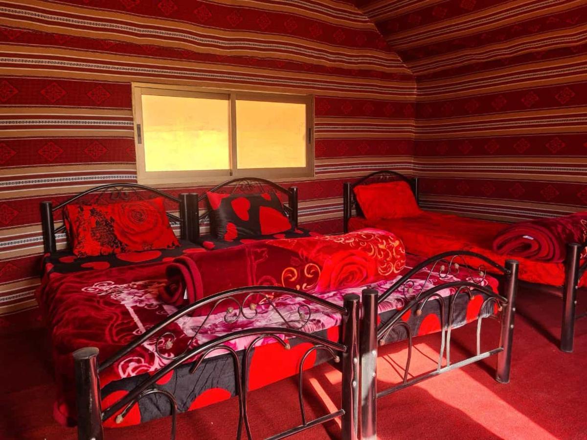Wadi Rum Local Guide Camp ภายนอก รูปภาพ