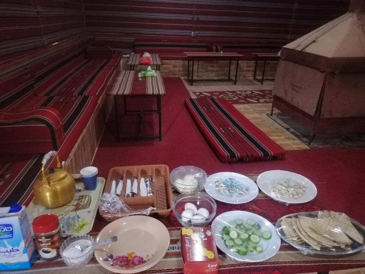 Wadi Rum Local Guide Camp ภายนอก รูปภาพ
